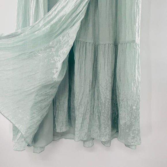 Vince Asymmetric Crinkle Mint Blue Midi Crinkle Skirt NWT Size Medium MSRP $325 - Picture 14 of 15